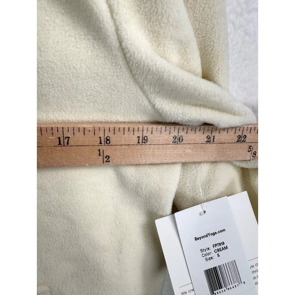 Beyond Yoga Women's New Terrain quarter zip‎ pullover sz S